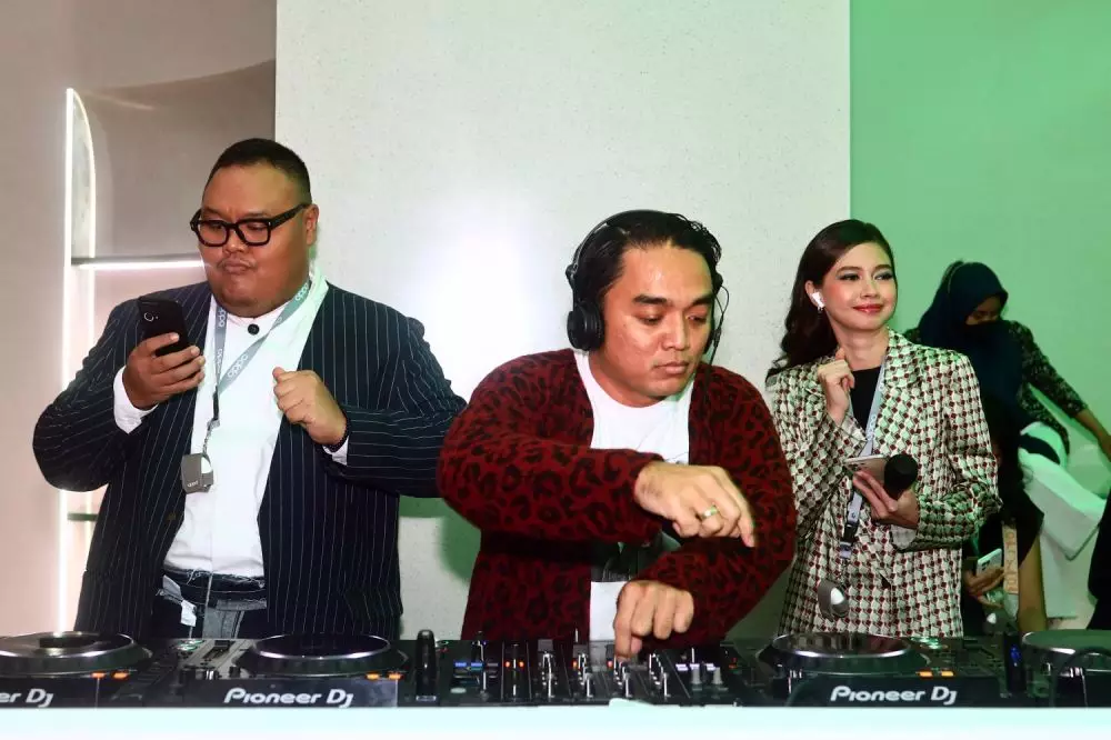 Oppo Enco Buds2 © 2022 brilio.net