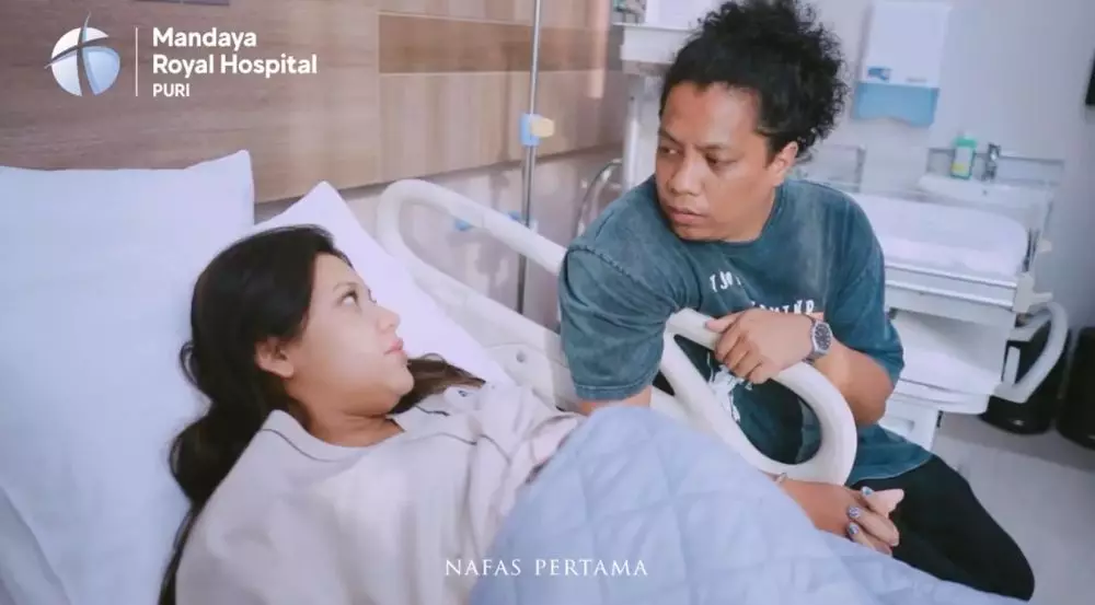 reaksi dingin ibu Indah Permatasari © berbagai sumber