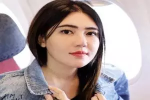 Lirik Bila Cinta di Dusta, dicover oleh pedangdut Via Vallen