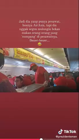 Momen bos Air Asia tak segan bantu tugas pramugari Tiktok  Momen bos Air Asia tak segan bantu tugas pramugari Tiktok