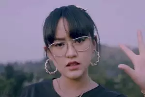 Lirik Apakah Itu Cinta, lagu Ipank yang dicover ulang Happy Asmara