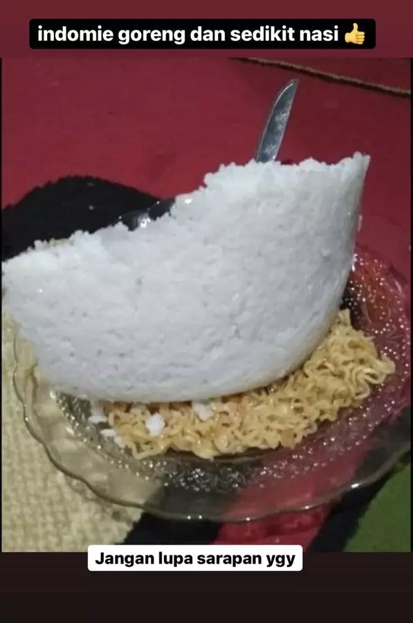 sarapan pakai mi instan © berbagai sumber sarapan pakai mi instan © berbagai sumber