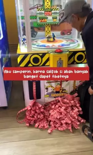 Pria ini kumpulkan ribuan tiket trolley game, alasannya bikin haru TikTok