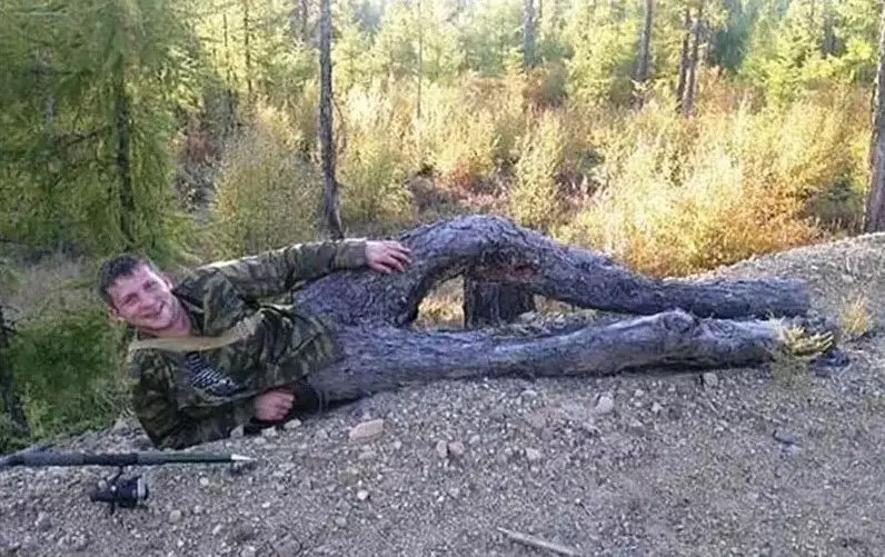 menyatu dengan alam pas banget posenya © berbagai sumber