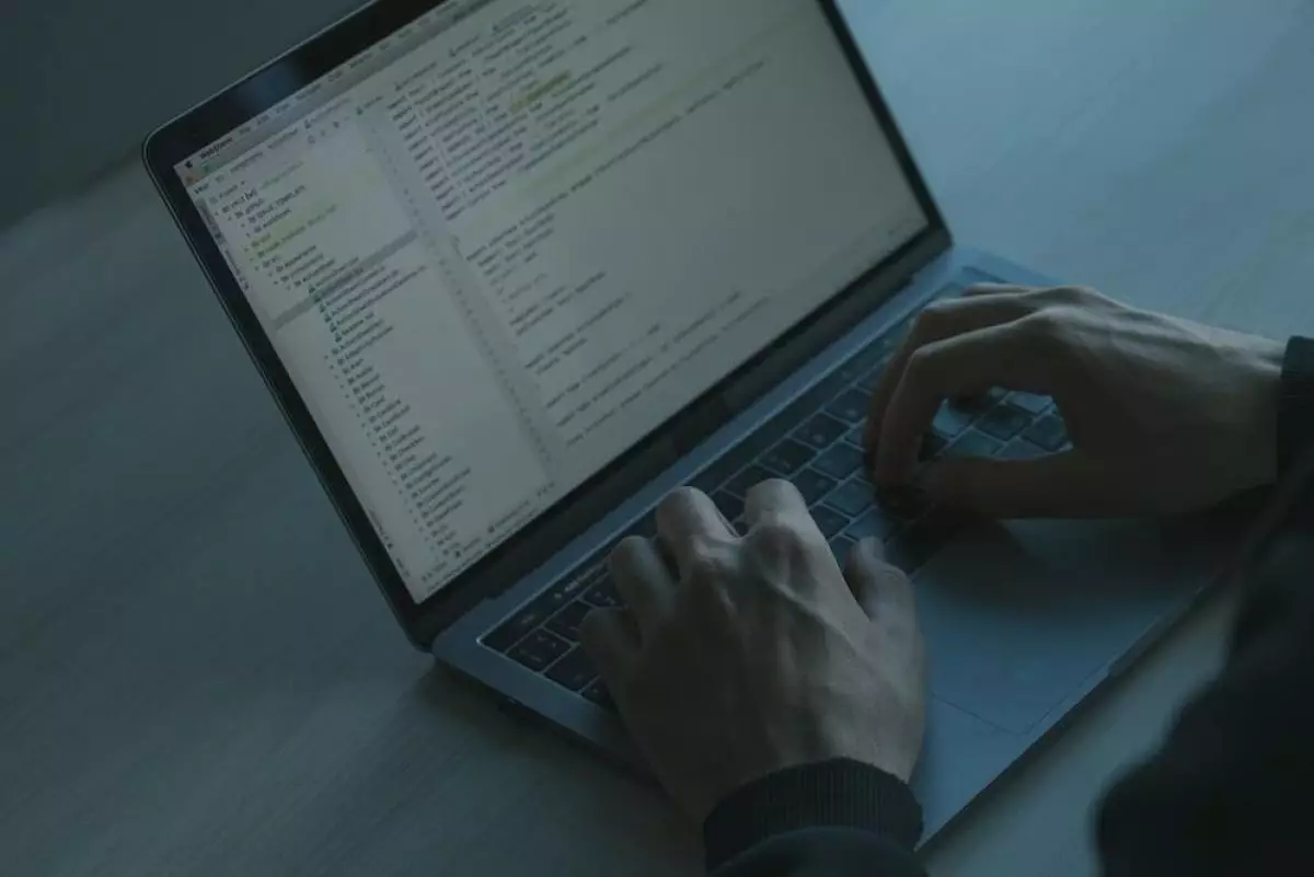 7 Cara mengunci folder di laptop dengan mudah, amankan data pribadi