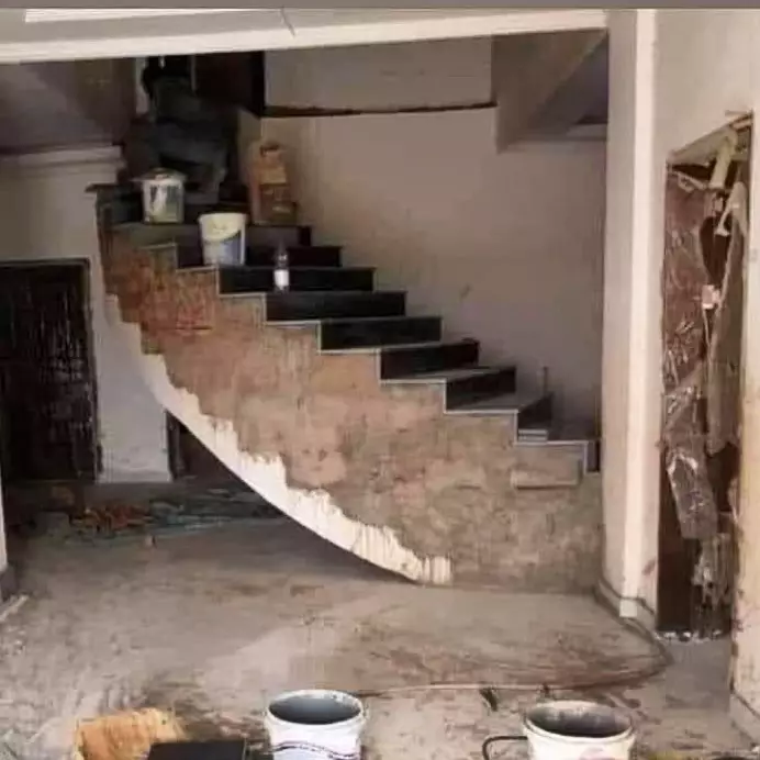 9 Potret absurd salah desain tangga usai renovasi Instagram 9 Potret absurd salah desain tangga usai renovasi Instagram