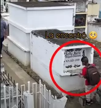 Momen haru anak ziarah ke makam ibunya Berbagai sumber