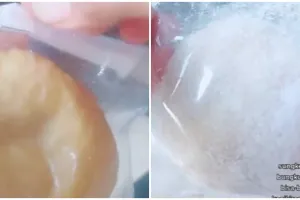Cara membungkus donat dan gula secara terpisah ini bikin hemat plastik
