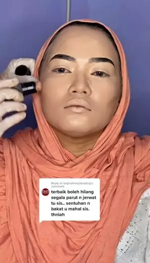 Transformasi makeup barbie look wanita berjerawat TikTok Transformasi makeup barbie look wanita berjerawat TikTok