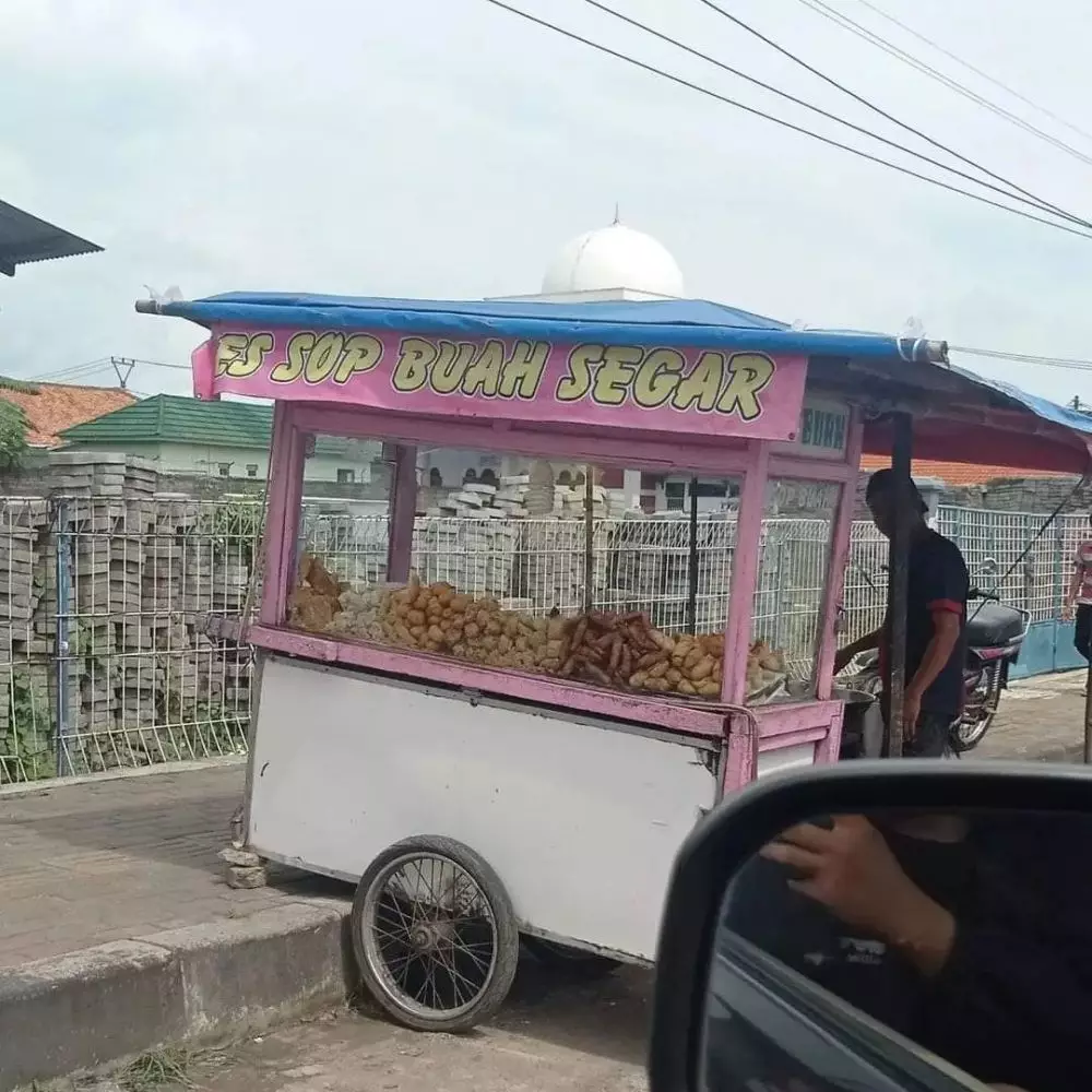 penjual salah bawa gerobak lucu © berbagai sumber