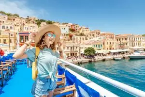 Cara menghilangkan kerumunan orang di foto langsung dari smartphone