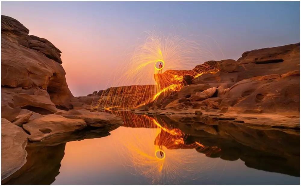 memotret model sentuhan garis cahaya © berbagai sumber