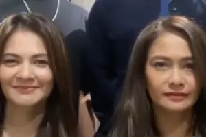 Momen Cut Tari dan Ersa Mayori satu frame joget, mirip seperti kembar