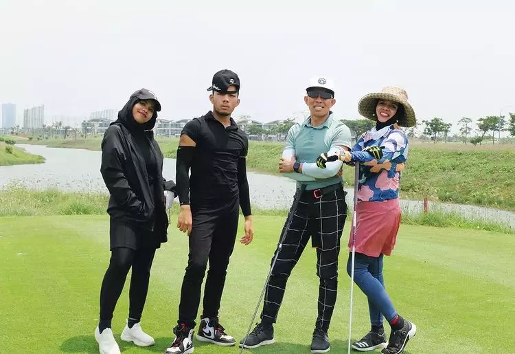 Gen Halilintar mangkir tedak siten Ameena © berbagai sumber Gen Halilintar mangkir tedak siten Ameena © berbagai sumber