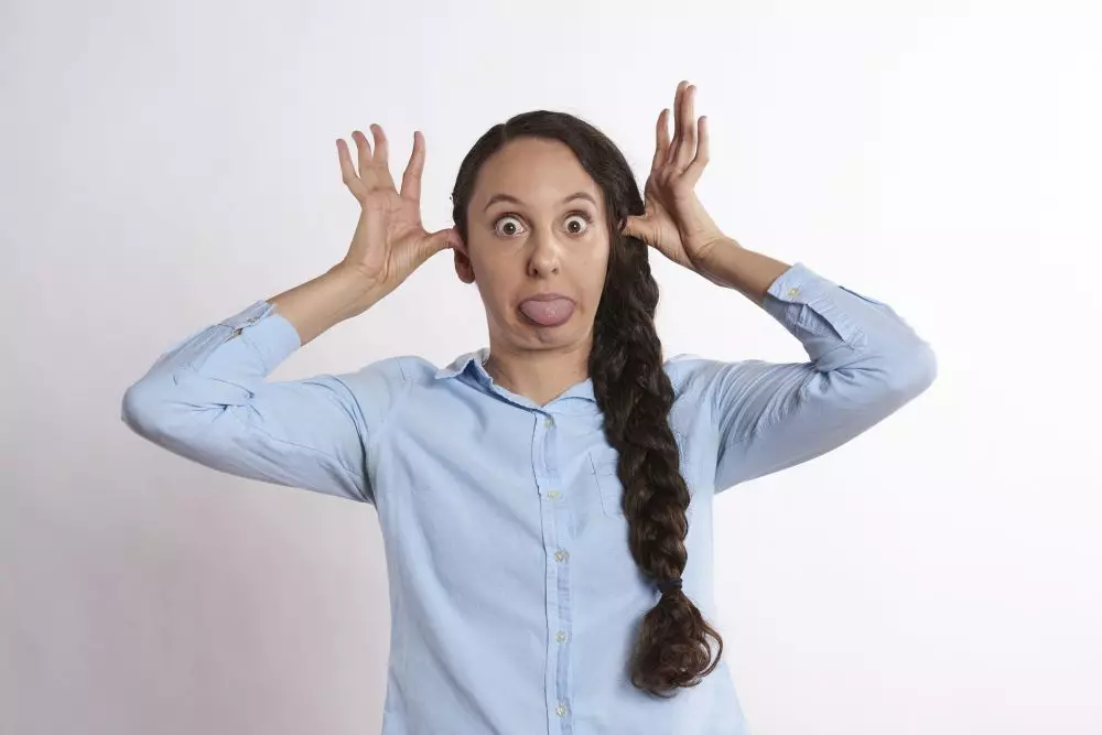 contoh soal anekdot © 2022 berbagai sumber