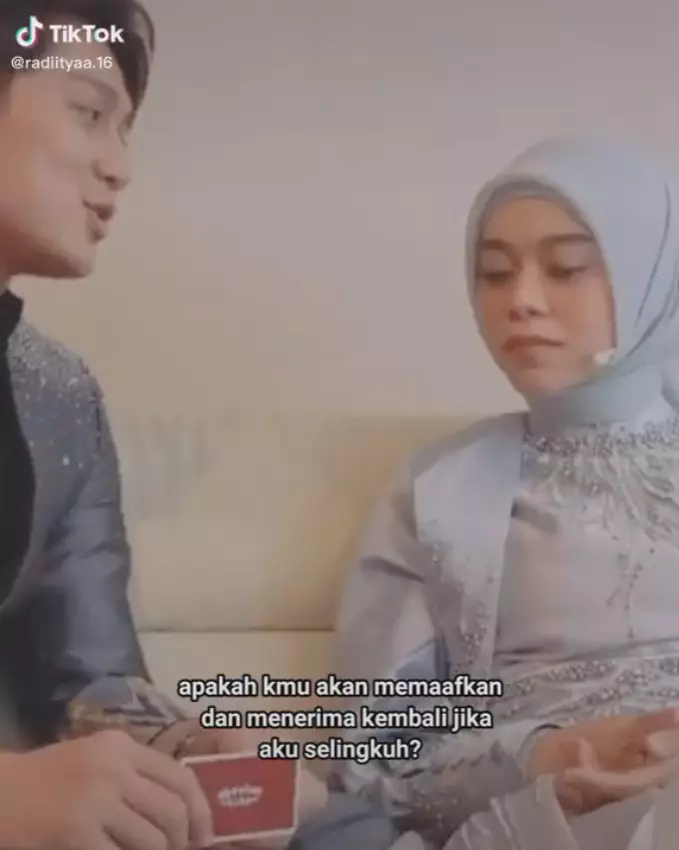 Rizky Billar KDRT Lesty Kejora  © berbagai sumber Rizky Billar KDRT Lesty Kejora  © berbagai sumber