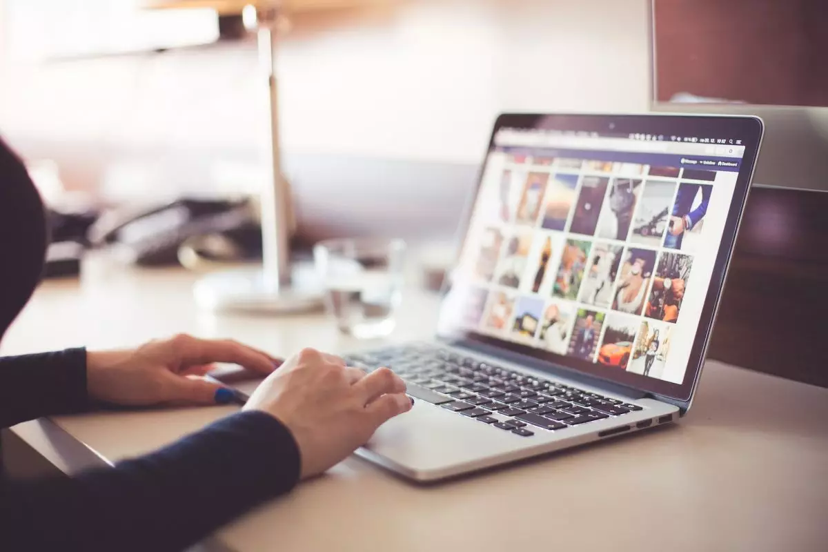 Cara login WhatsApp Web tanpa menggunakan HP, simpel dan aman dengan trik ini