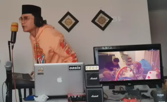 Aldi Taher buatkan lagu untuk Lesty Kejora dan Rizky Billar  Berbagai sumber Aldi Taher buatkan lagu untuk Lesty Kejora dan Rizky Billar  Berbagai sumber