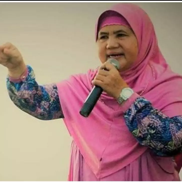 Viral ceramah Mamah Dedeh soal istri pertahankan suami KDRT: Itu bodoh