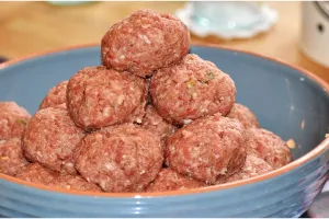 Trik agar adonan bakso tidak menempel pada plastik saat disimpan