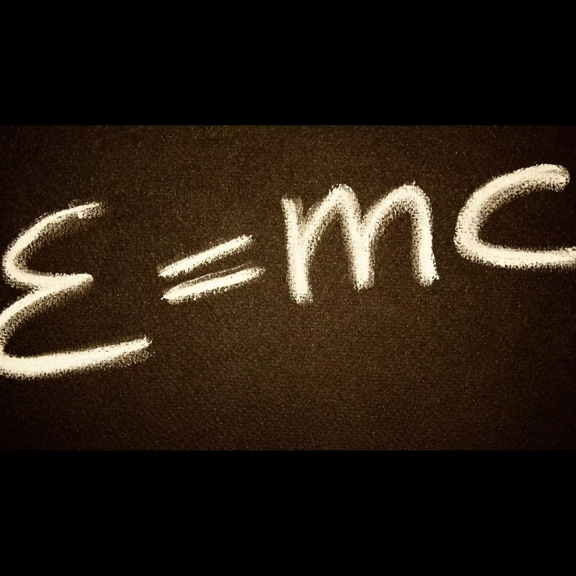 5 Contoh soal resultan gaya dan rumusnya, lengkap dengan jawaban