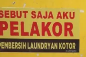 11 Spanduk usaha laundry ini tulisannya bikin senyum kecut