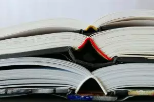 35 Contoh soal uraian bahasa Indonesia kelas 11 beserta jawabannya