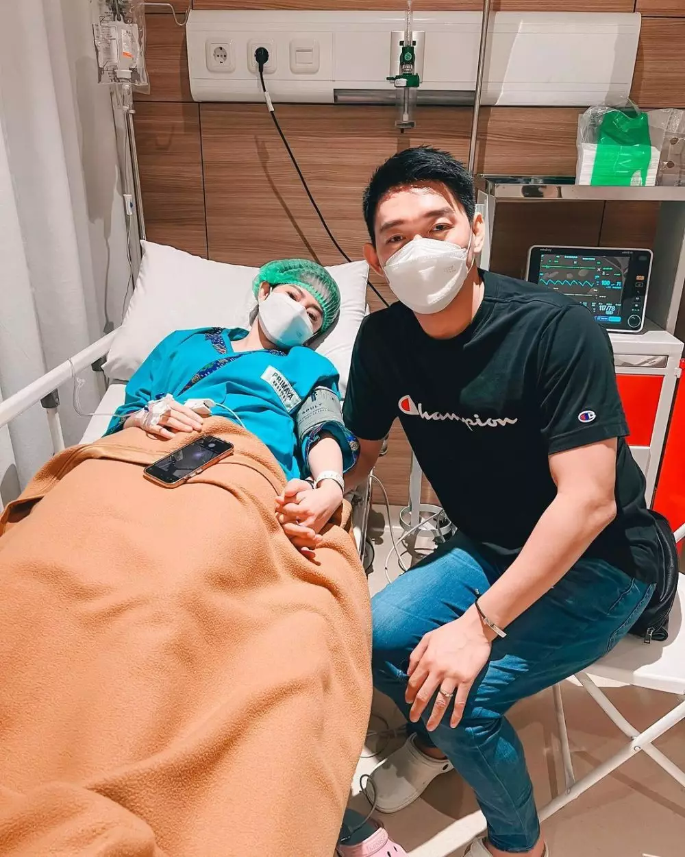 istri ifan seventeen jalani operasi laparoscopy © berbagai sumber istri ifan seventeen jalani operasi laparoscopy © berbagai sumber