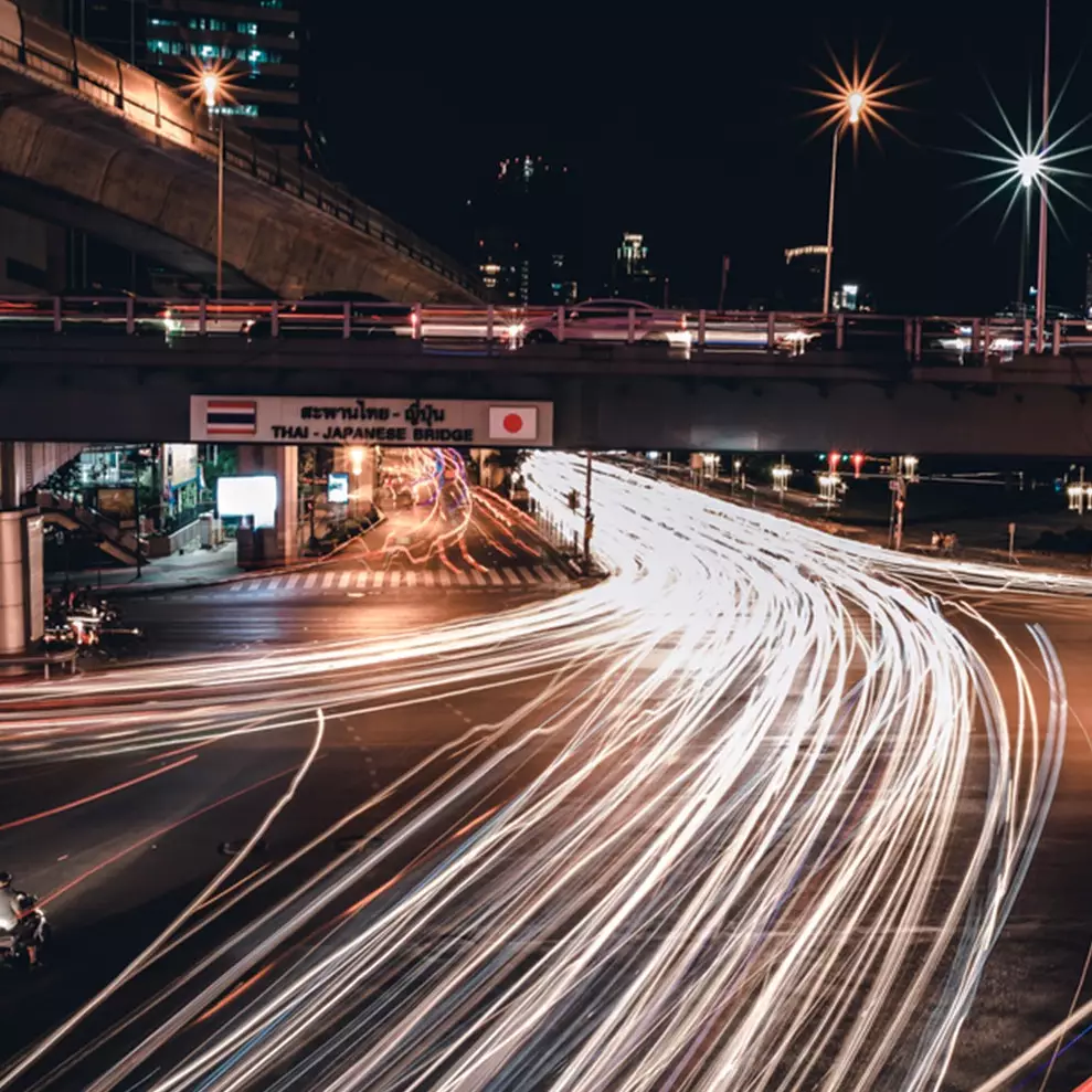 Trik memotret long exposure cuma pakai smartphone, hasilnya ciamik