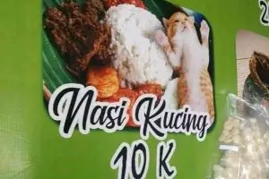11 Gambar di menu makanan ini nyeleneh, bikin mikir keras