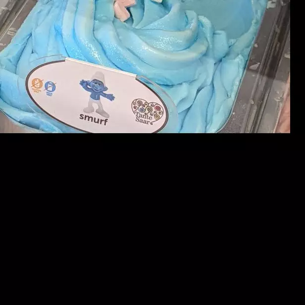 11 Potret minuman pakai bahan tak biasa ini bikin heran yang beli