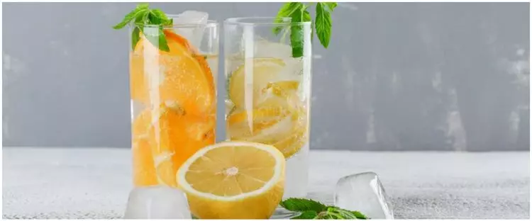 Cara membuat infused water lemon agar tidak pahit dan tetap segar