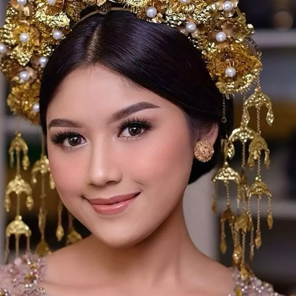 Penampakan rumah Erina Gudono calon mantu Jokowi, tampak megah