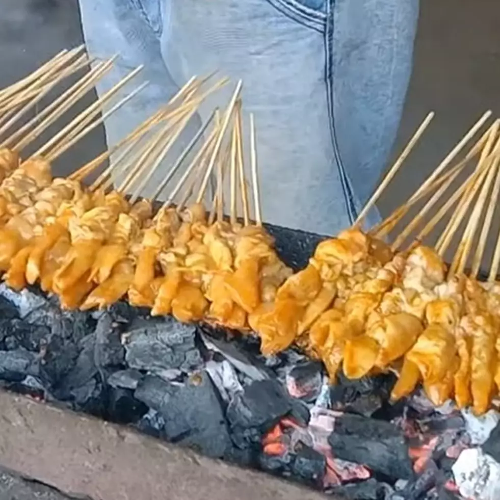 Cara bakar sate ayam agar dagingnya tidak mengerut dan gosong