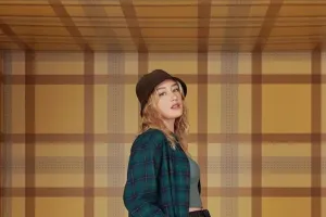 5 Perawatan rambut bleaching Natasha Ryder, gunakan hair vitamin