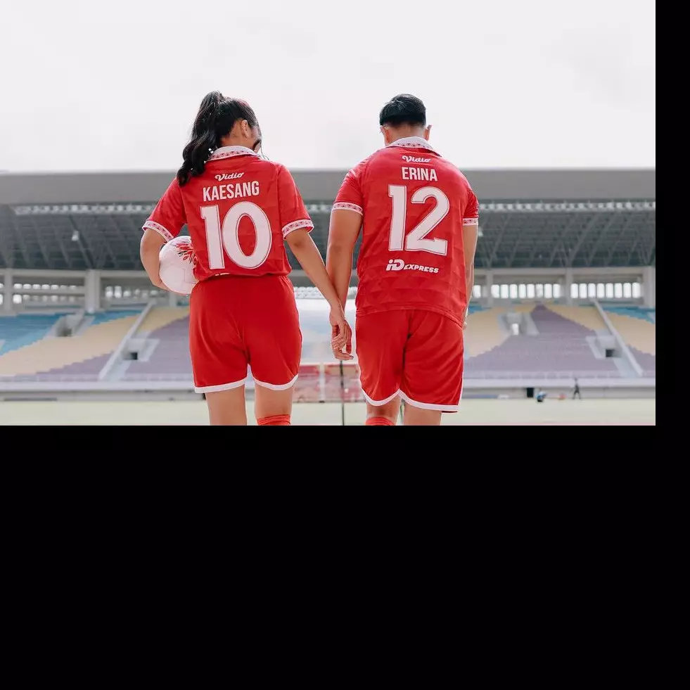 Kaesang &amp; Erina Gudono foto prewedding, angka di kaus bikin salfok