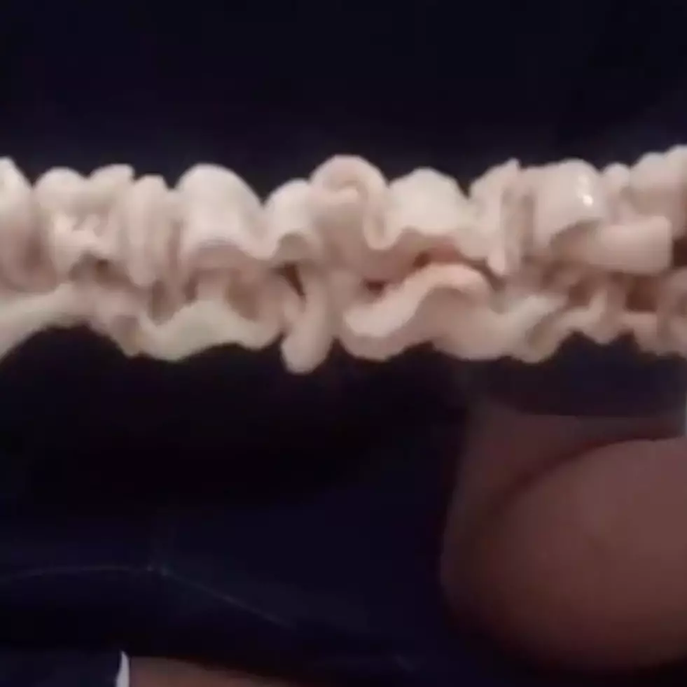 Cara praktis bikin sate kulit ayam agar rapi dan tidak mudah robek