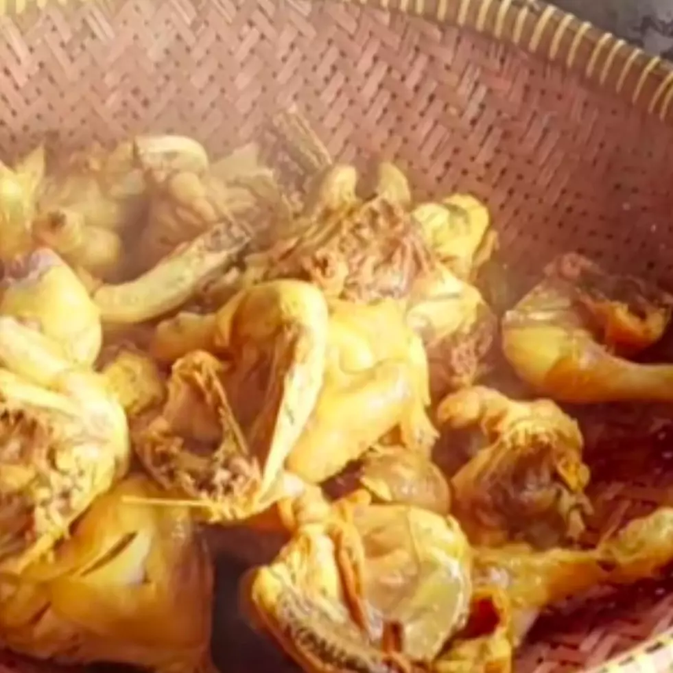 Trik ungkep ayam ala pedagang kaki lima, awet seharian tanpa kulkas