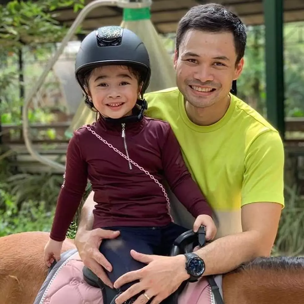 7 Pesona Raqeema Rubi anak sulung Nabila Syakieb, jago berkuda