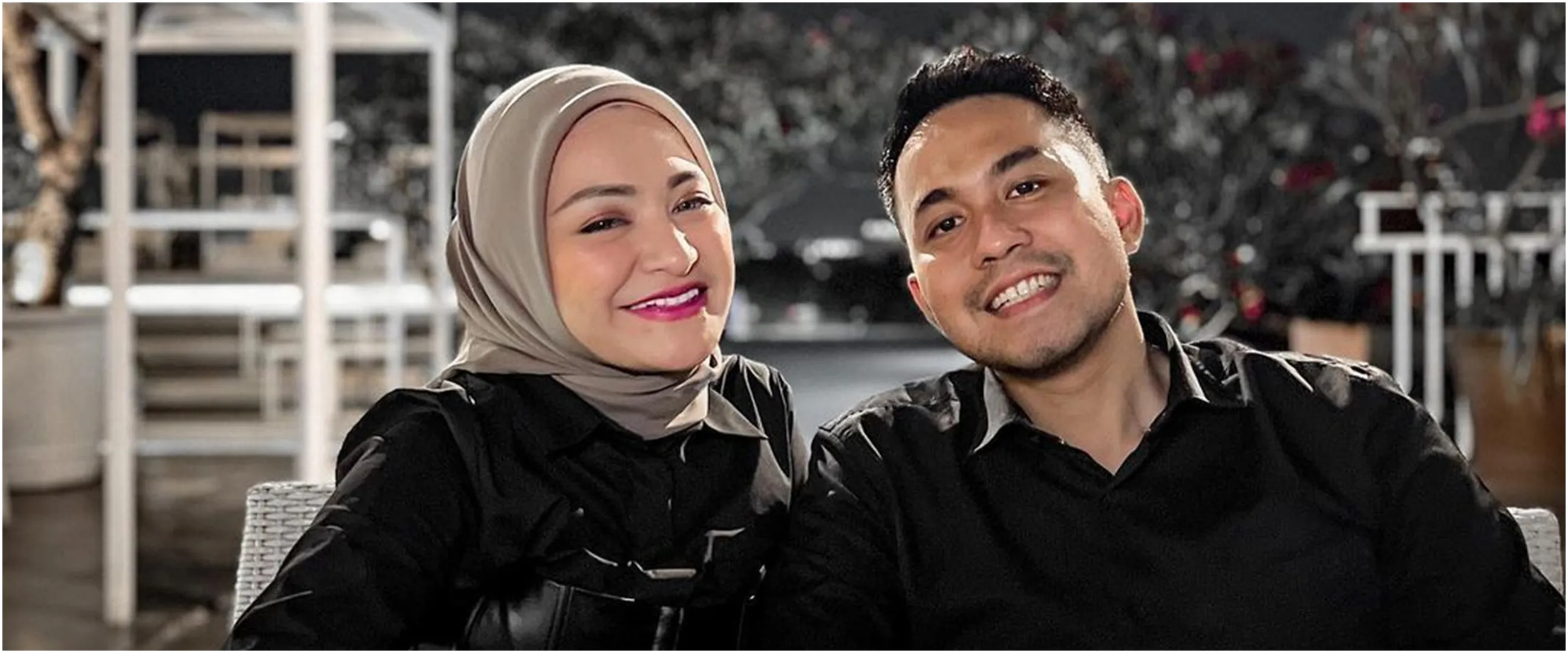 Cerai dari suami, 7 seleb ini kembali ke mantan pacar