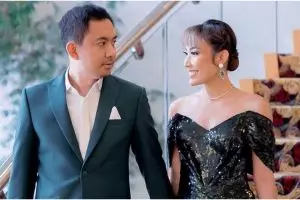 11 Potret rumah masa kecil Regi Datau suami Ayu Dewi, dihias poster 