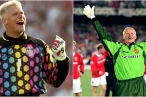 Kiper Man United dan Timnas Denmark di Piala Dunia ini dulunya cuma OB