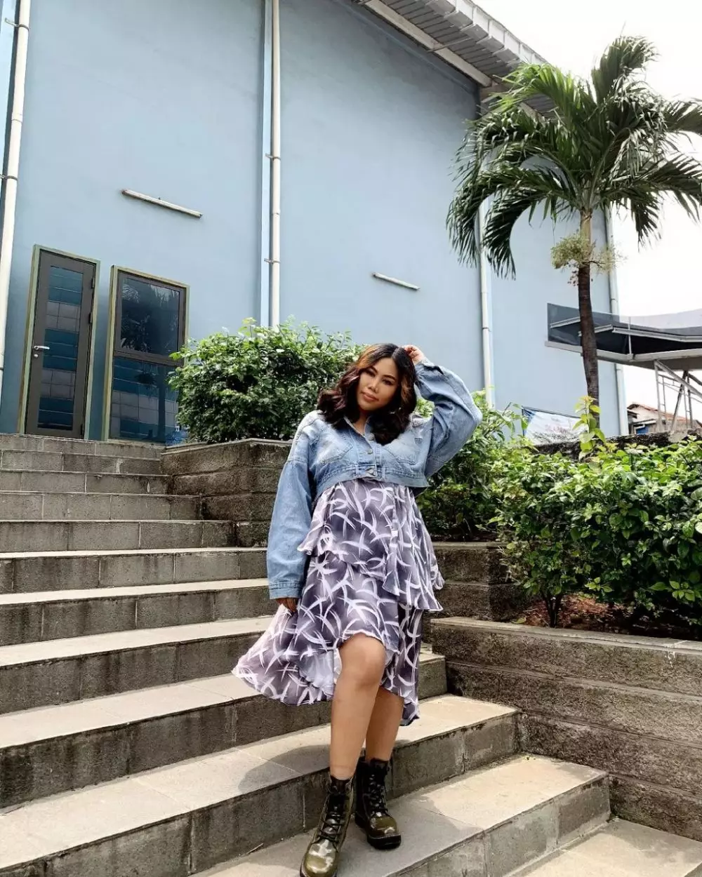 Evi Masamba kembali syuting usai 4 hari lahiran, wajah masih bengkak berbagai sumber Evi Masamba kembali syuting usai 4 hari lahiran, wajah masih bengkak berbagai sumber