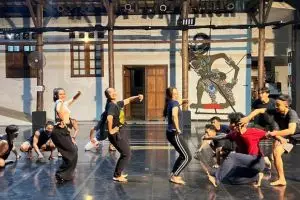 Ratusan penari dan musisi Pagelaran Sabang Merauke mulai berlatih