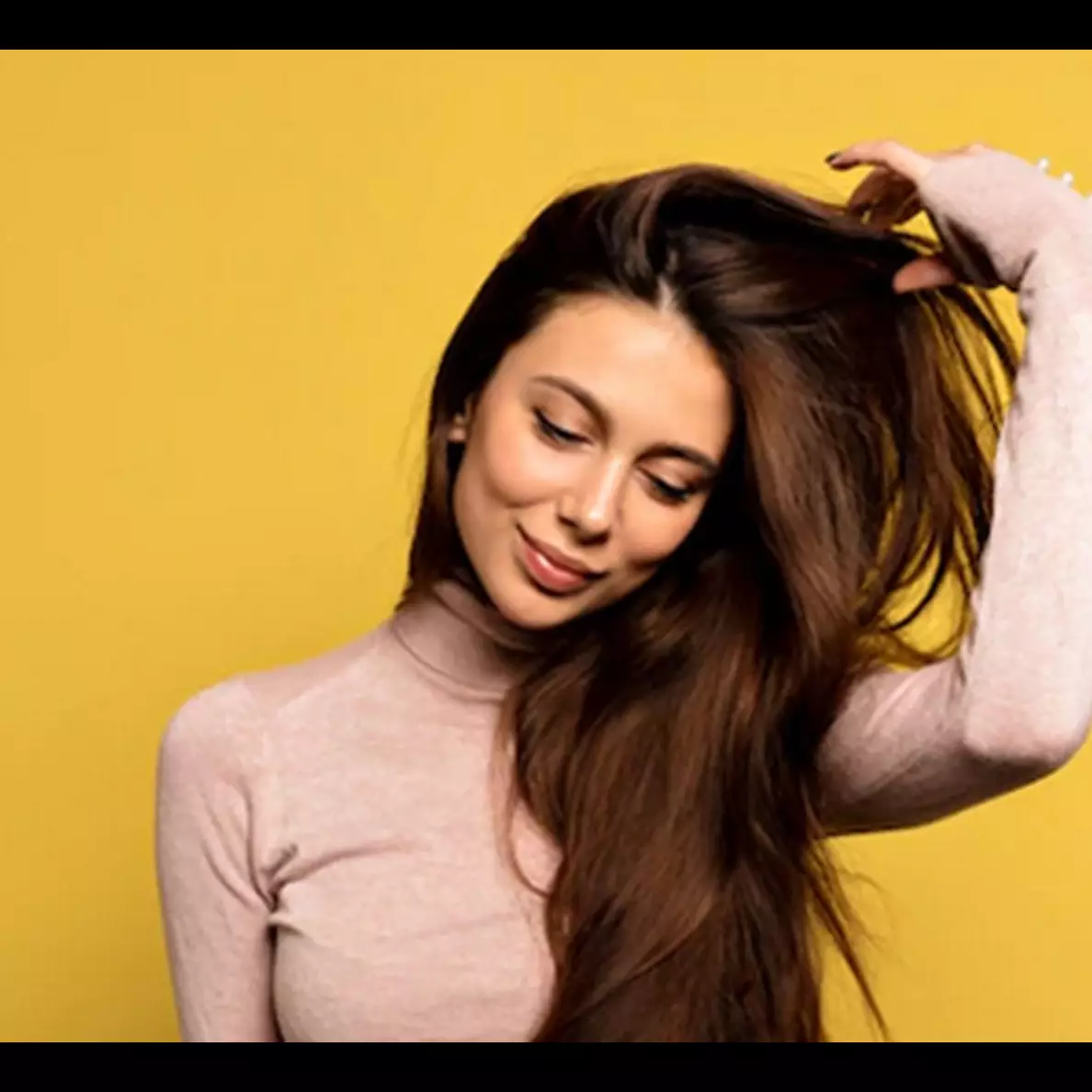 7 Tips menggunakan heat protectant agar rambut sehat, pakai vitamin