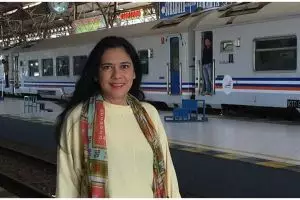 Unggah foto bareng kekasih, Lydia Kandou go public soal kisah asmara