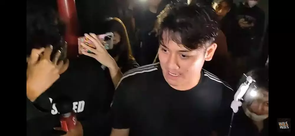 Rizky Billar respons soal Lesty hamil dan dikabarkan bangkrut berbagai sumber Rizky Billar respons soal Lesty hamil dan dikabarkan bangkrut berbagai sumber