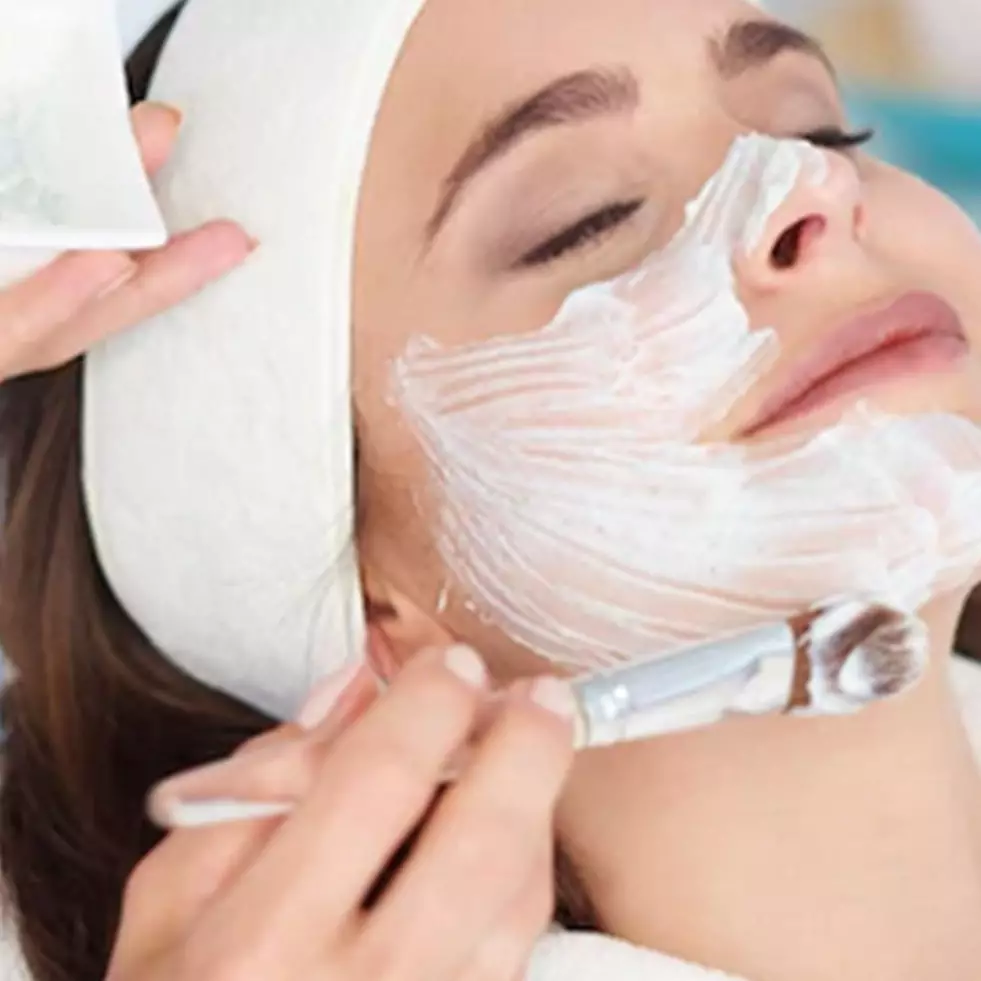 11 Rekomendasi wash off mask agar kulit sehat, di bawah Rp 200 ribu