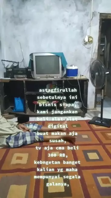 kakek tak bisa nonton tv © berbagai sumber