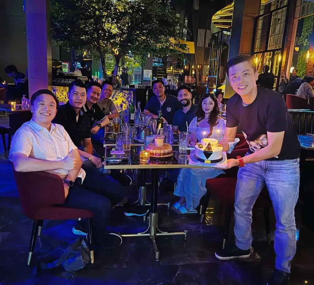 Kapten Vincent gandeng pacar baru © 2022 brilio.net